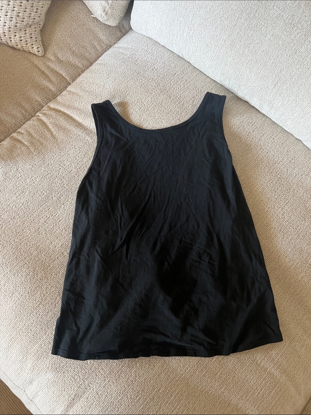 Lululemon Classic Black Women's Tank Top - Versatile Everyday Layer